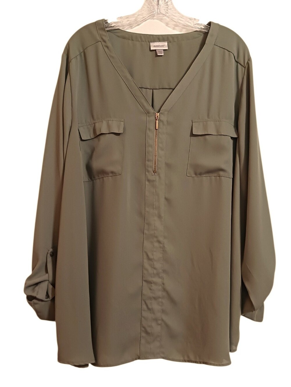 Sage green popover blouse sz 26/28 Avenue business professional office